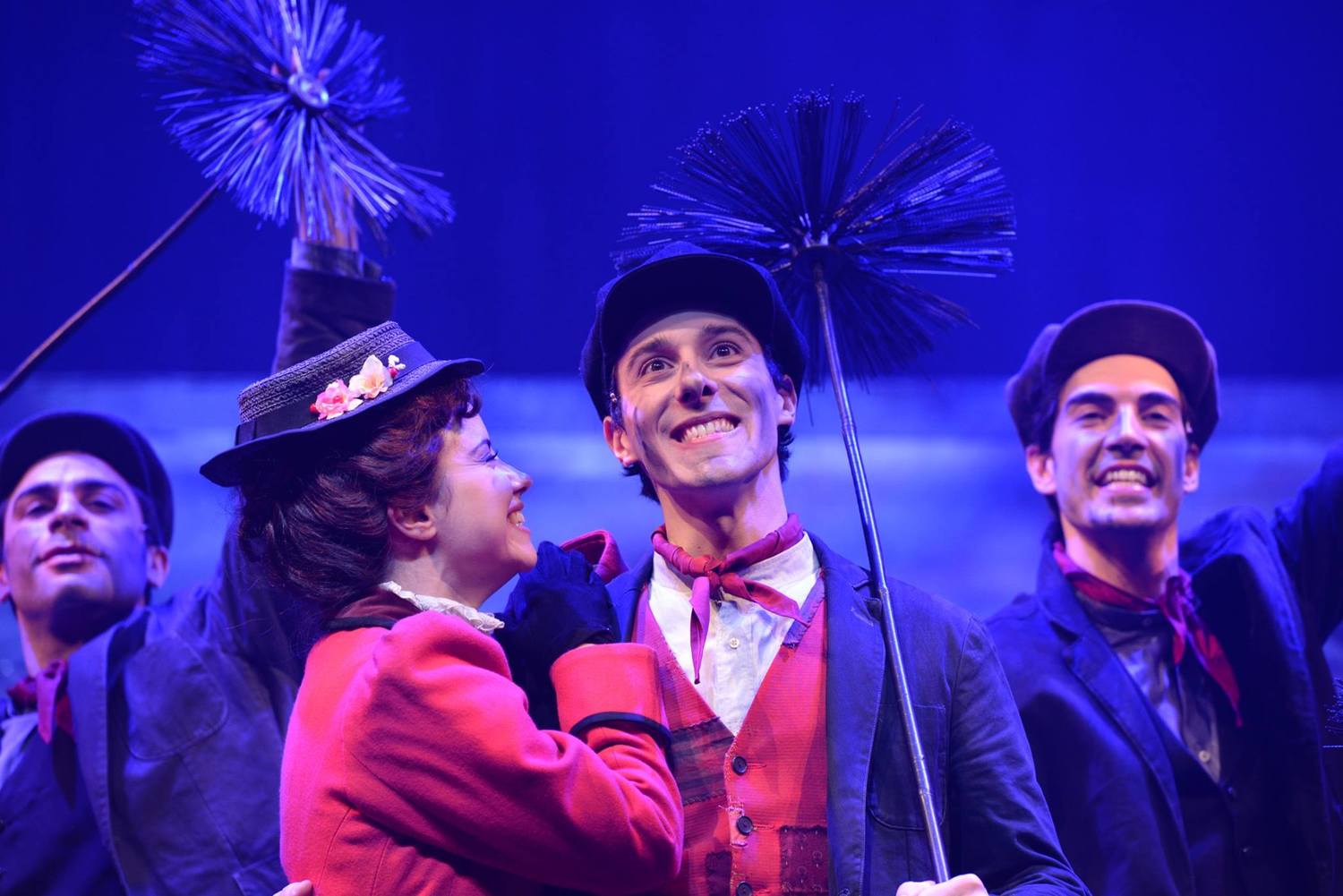 Review:  Mary Poppins il musical, Milano diventa la Broadway italiana! 