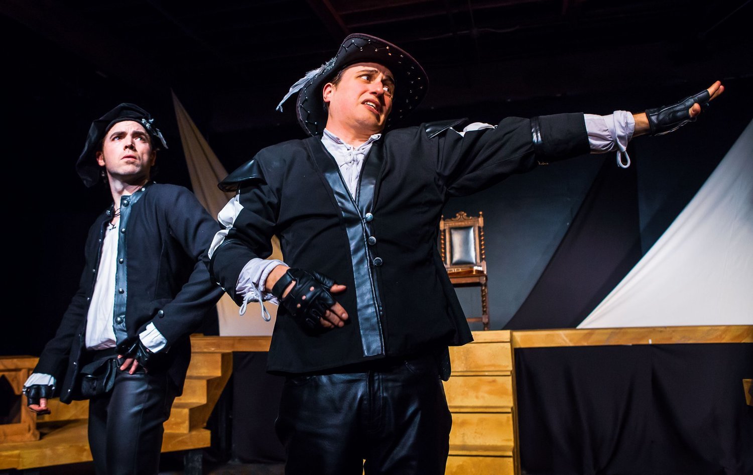 Review: Theatrics and Comedy are Alive in 'ROSENCRANTZ AND GUILDENSTERN ARE DEAD' at Theatre Downtown Image