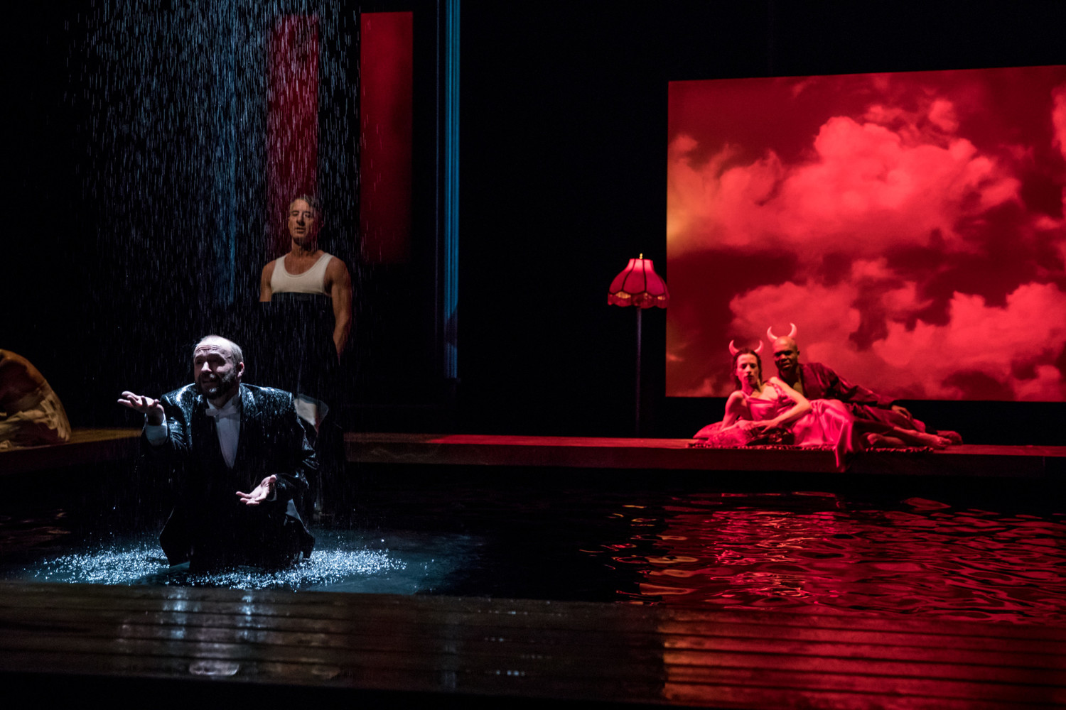 Review: METAMORPHOSES at Guthrie Image