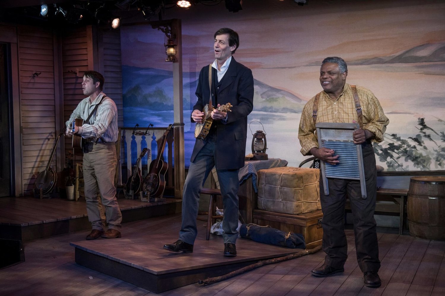 Review: MARK TWAIN'S RIVER OF SONG Soothes & Inspires at the Milwaukee Repertory Theater Image