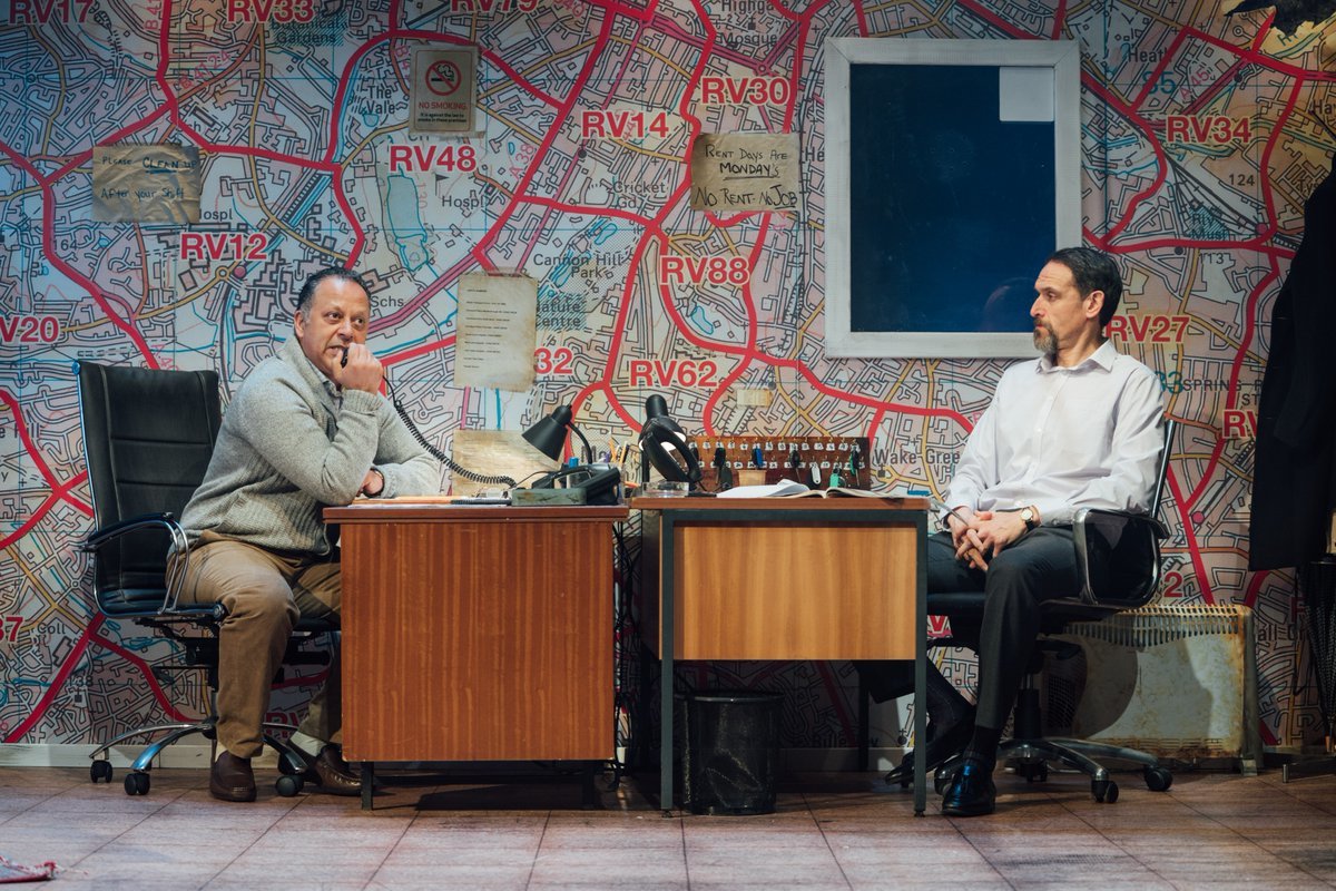 Review: APPROACHING EMPTY, Kiln Theatre Image