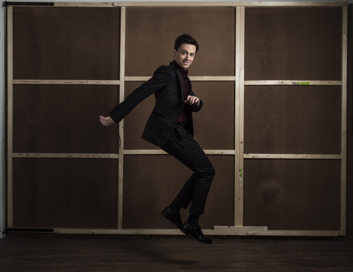 Counter Tenor Ray Chenez Performs BROADRAY Image