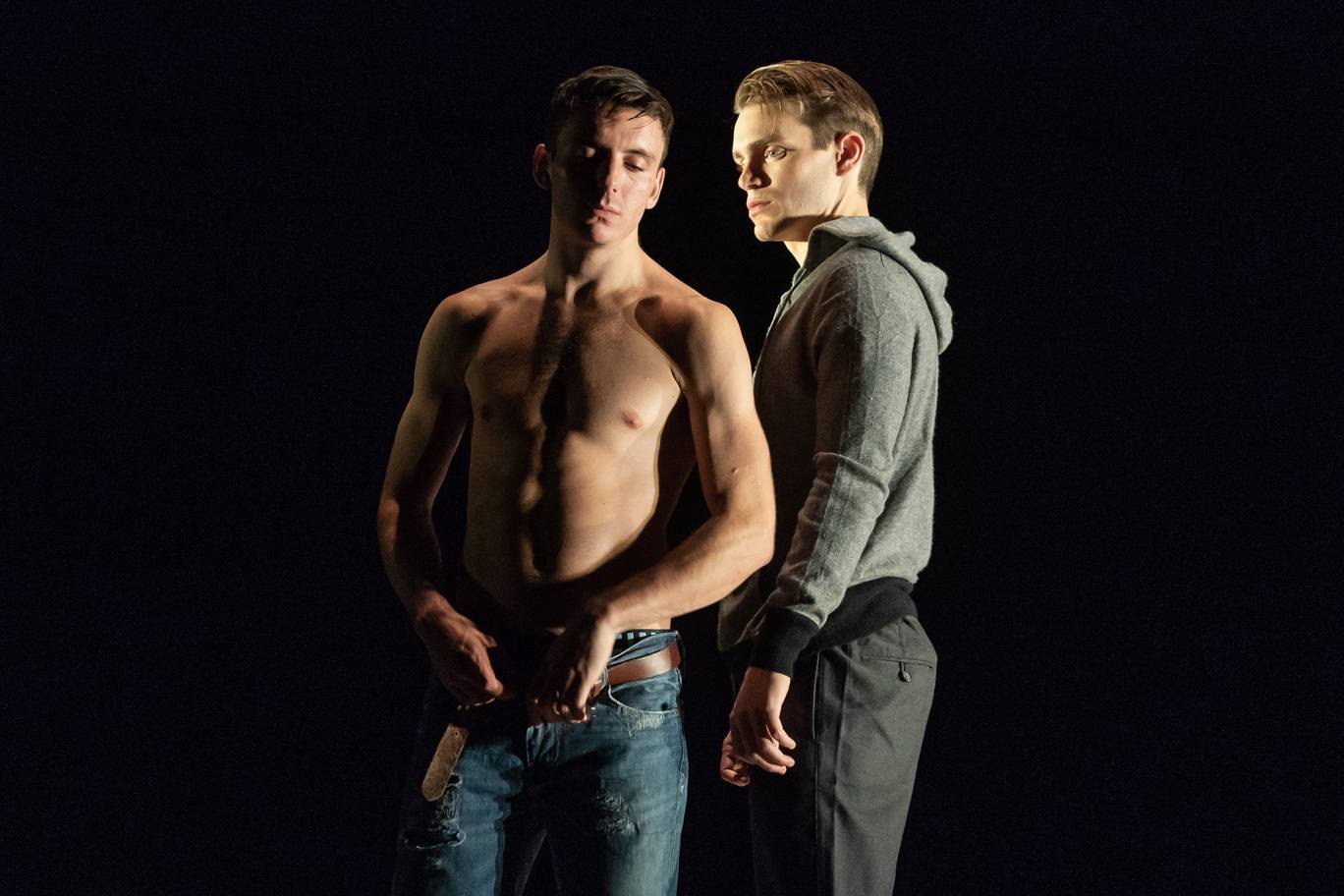 Review: THE INHERITANCE, Noel Coward Theatre Image