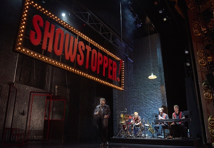 Showstoppers set and band