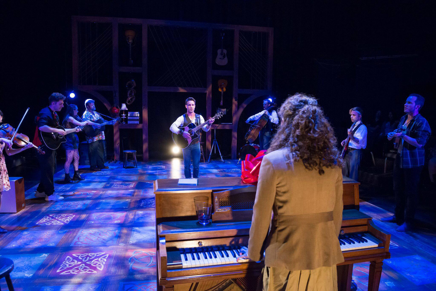 Review: Theatre Raleigh's ONCE is Simply Grand Image