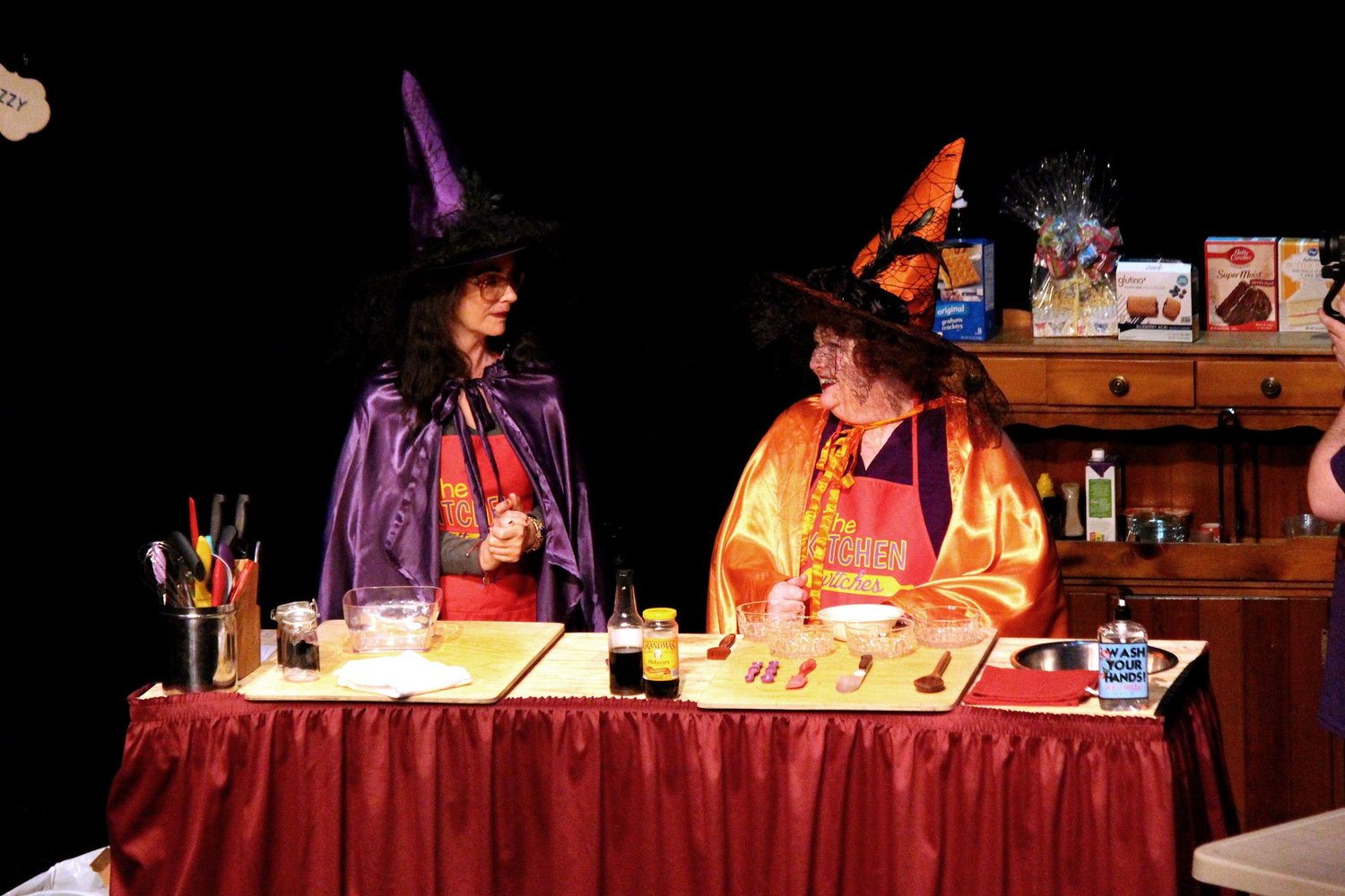 Review: KITCHEN WITCHES at Rialto Community Arts Center 