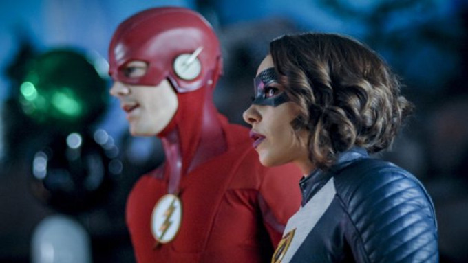 Review: The Secret is Out on This Week's THE FLASH Image