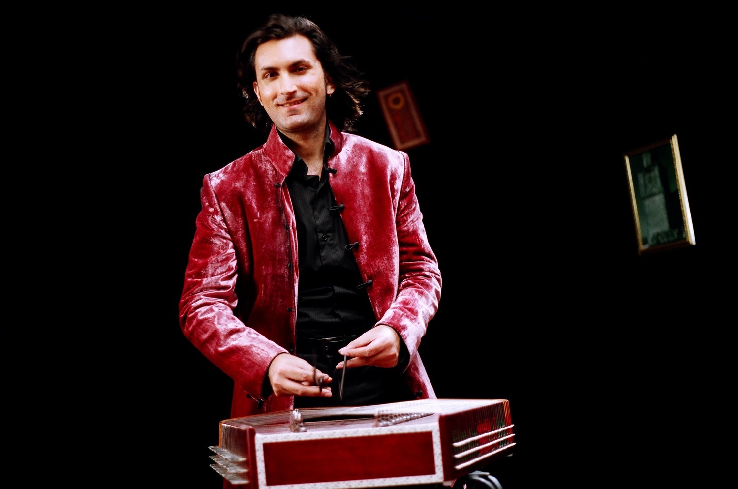 Interview: Santoor Player RAHUL SHARMA on playing with Kenny G Image