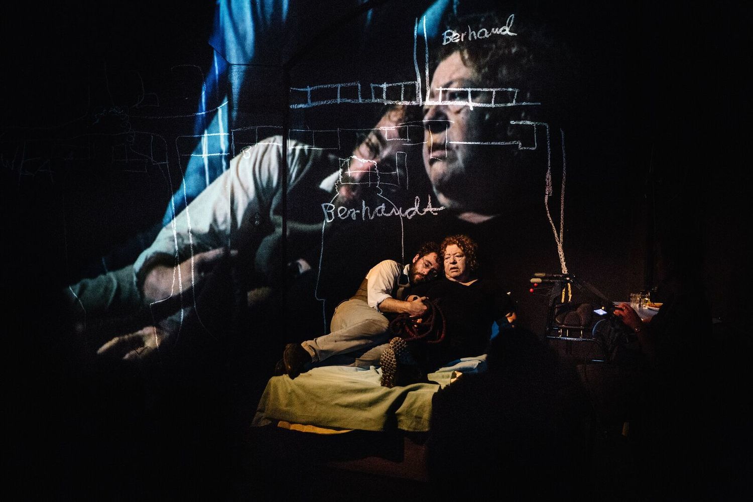 Review: WE KEEP COMING BACK is a Visually Dynamic, Personal Look into Jewish-Polish Identity Image
