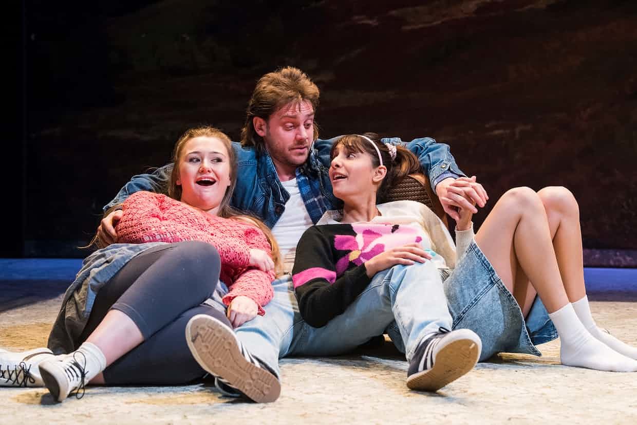 Review: RITA, SUE AND BOB TOO, Royal Court Image