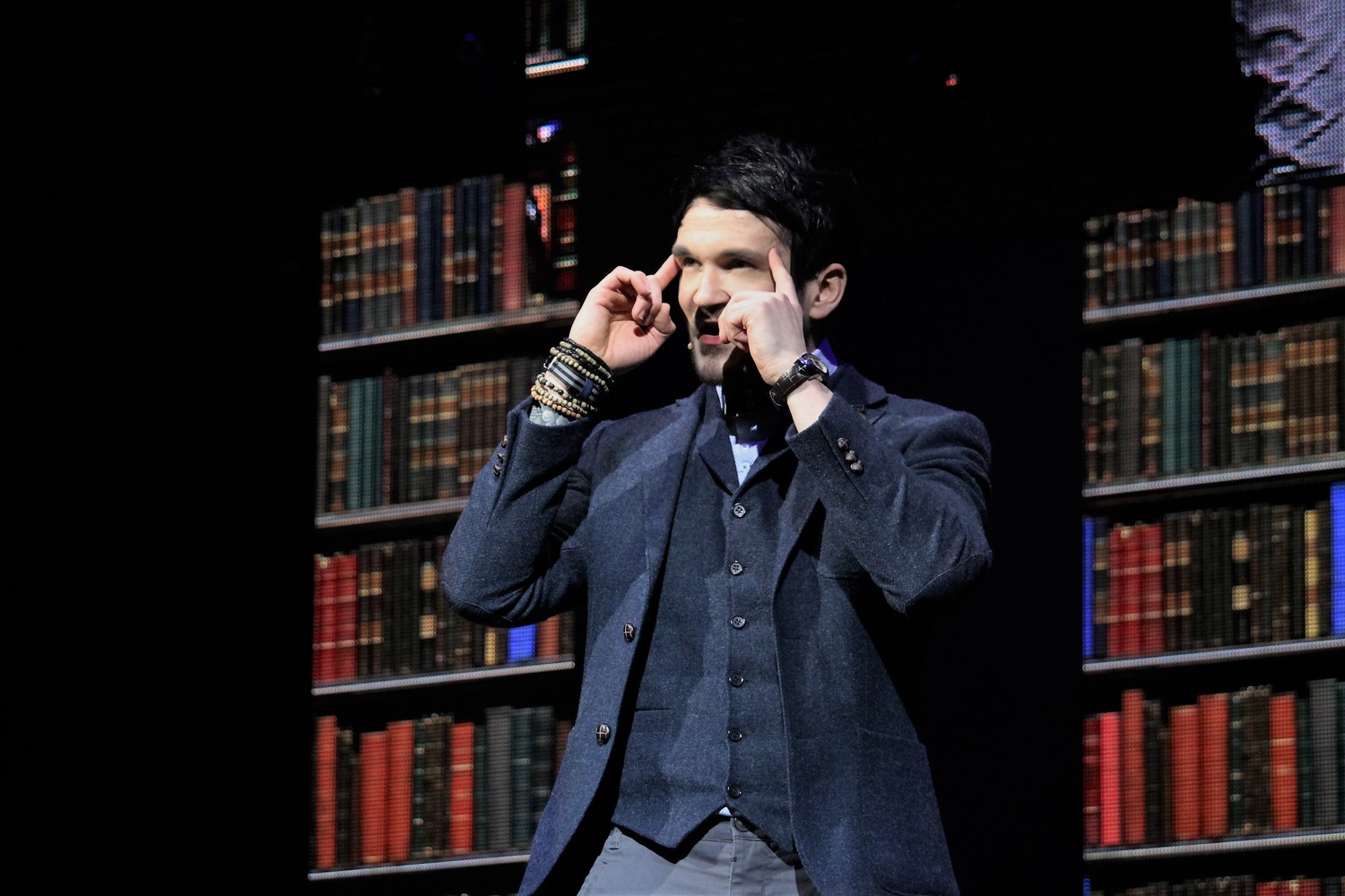 Interview: Colin Cloud Plays Head Games in THE ILLUSIONISTS LIVE FROM BROADWAY Coming to the Durham Performing Arts Center in May 