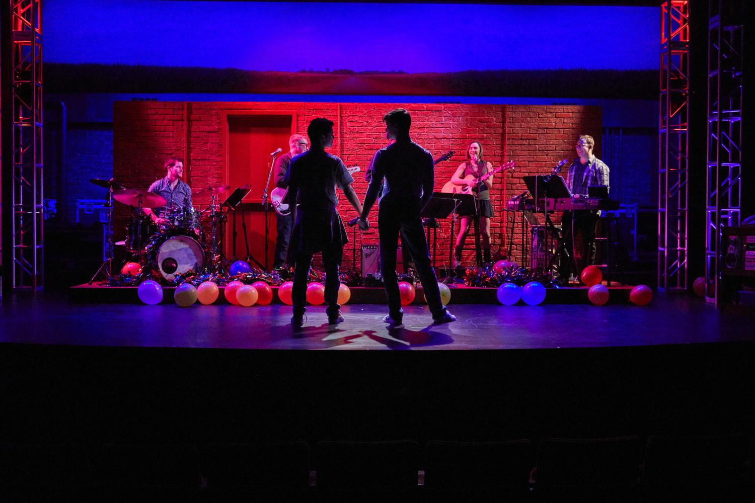 Review: GIRLFRIEND from TheaterWorks (at the Wadsworth) Image