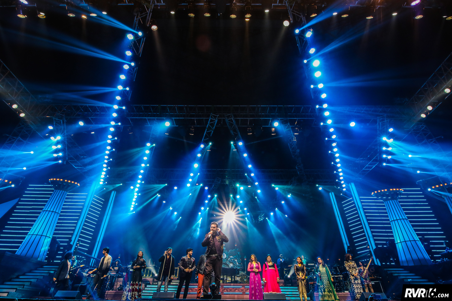 Review: A.R. RAHMAN CAST HIS MUSICAL SPELL at a Concert In Delhi Image