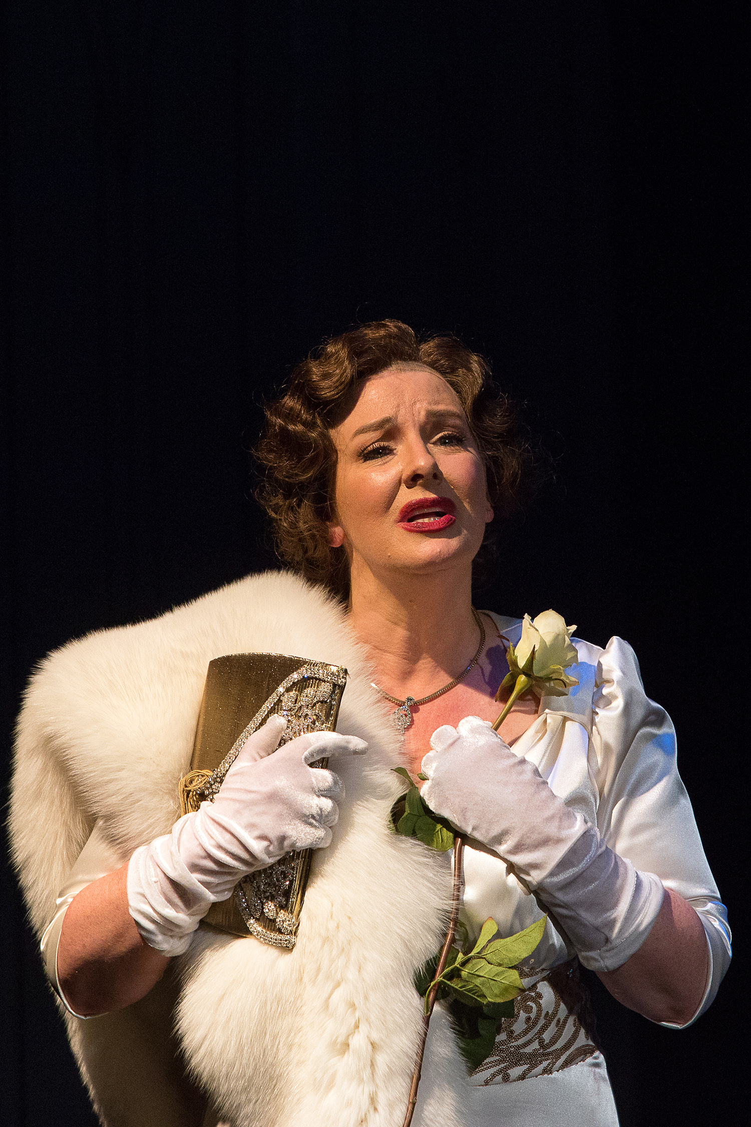 Review: LOVE, LINDA Gives Voice to Porter's Muse Image