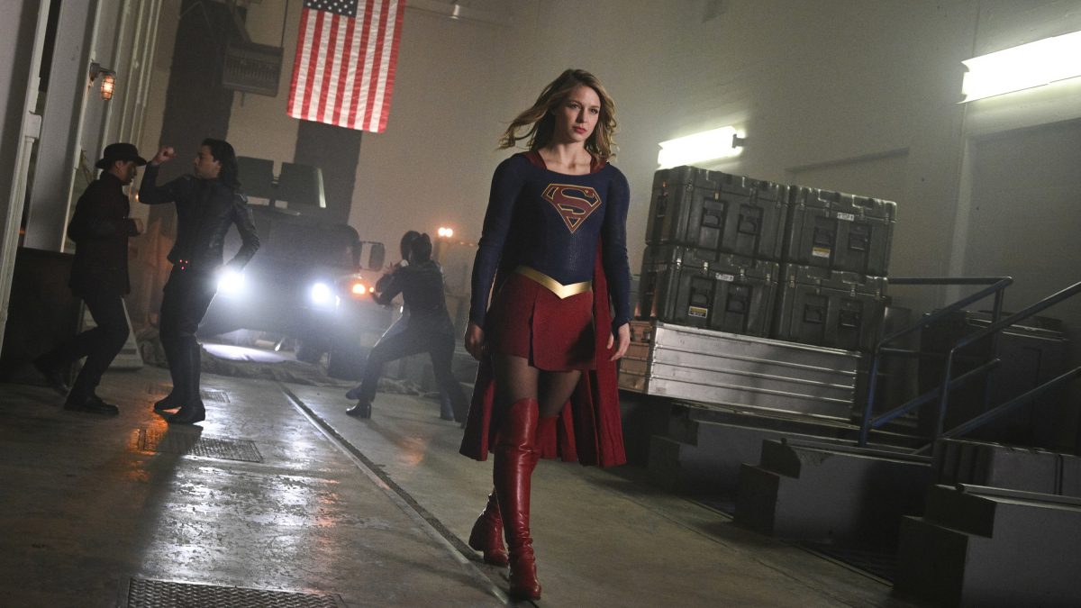 BWW RECAP: Everyone Must Choose a Side on This Week's SUPERGIRL Image