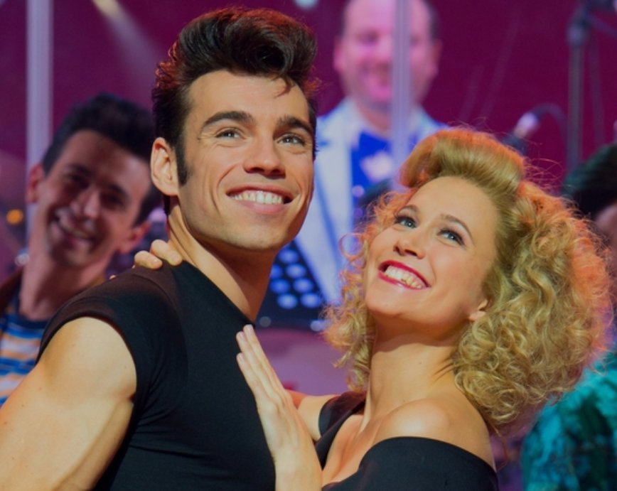 GREASE gets French twist at Théâtre Mogador 