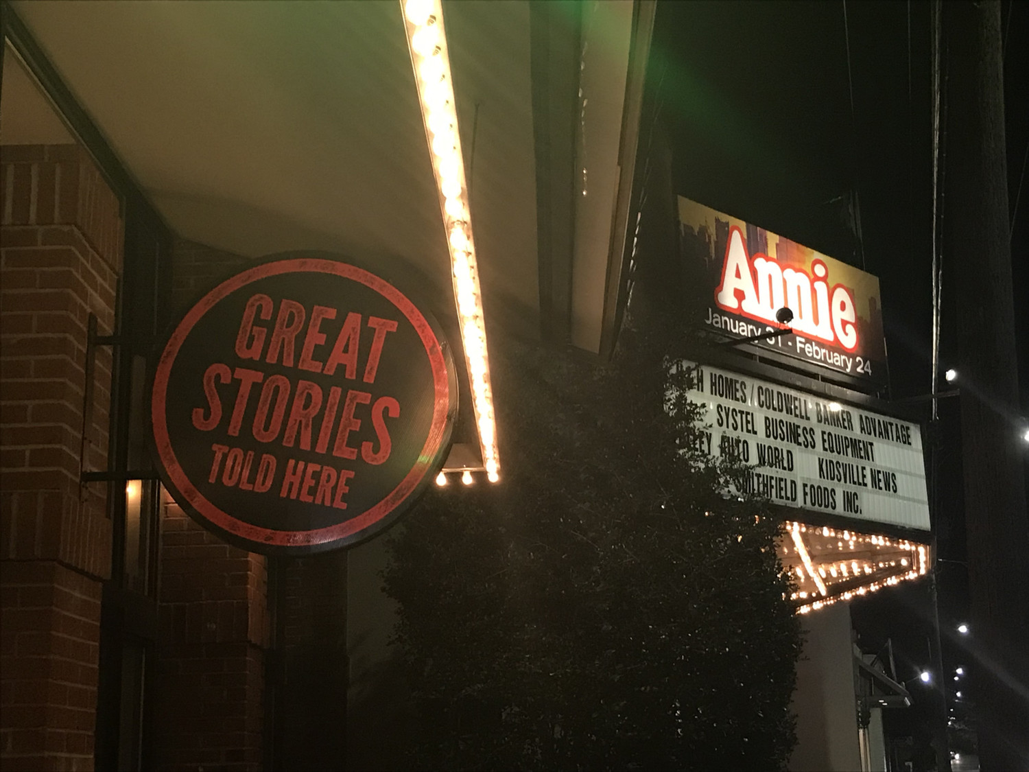 Review: ANNIE at Cape Fear Regional Theatre 