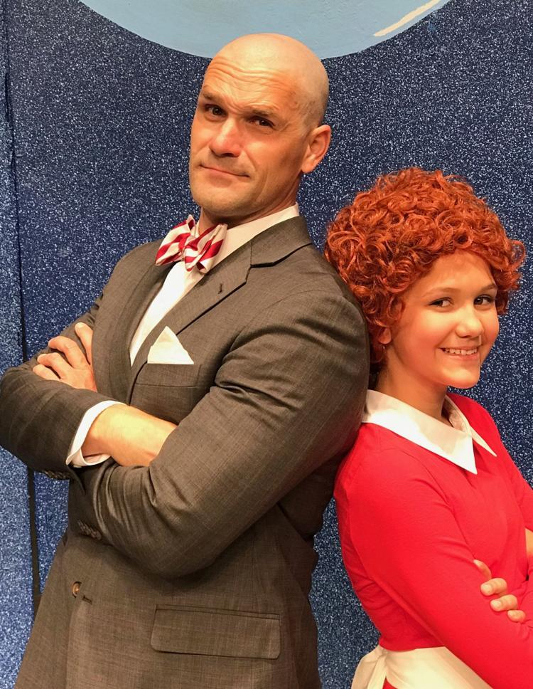 Review: ANNIE at Ralston Community Theatre is Family Fun Image
