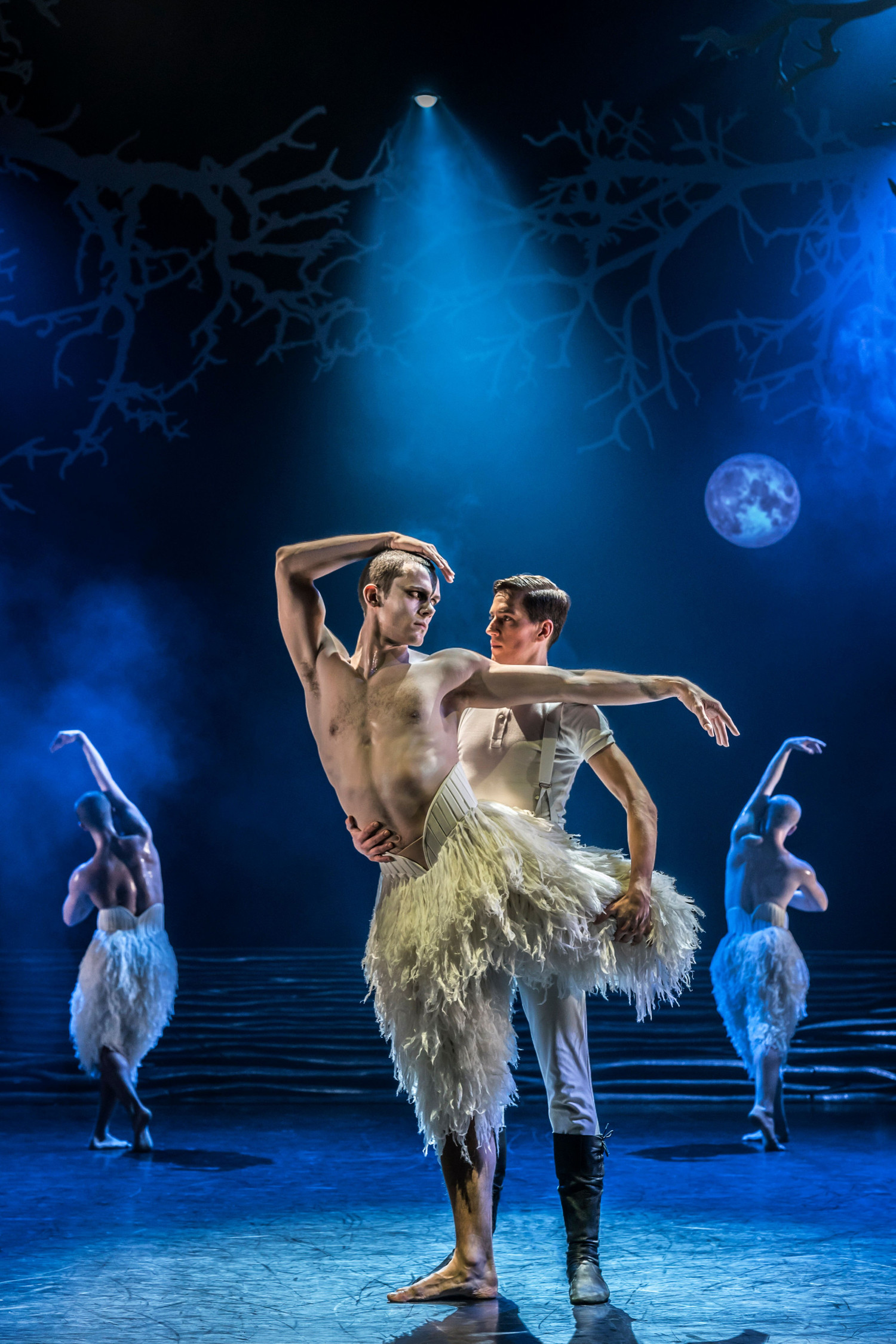 Review: MATTHEW BOURNE'S SWAN LAKE, Bristol Hippodrome Image