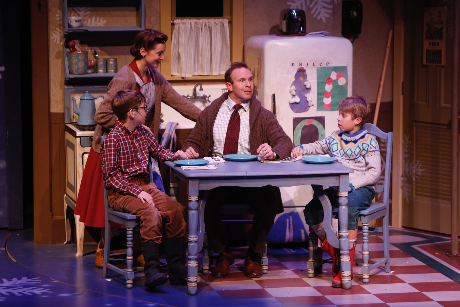 Review: A CHRISTMAS STORY Relishes and Reveres Holidays of Old  Image