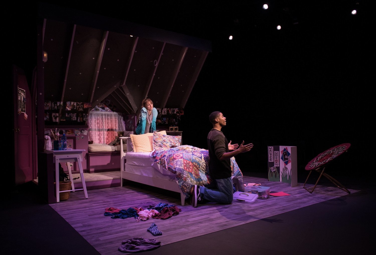 Review: Bold & Beautiful I AND YOU Shines at Milwaukee's Next Act Theatre 
