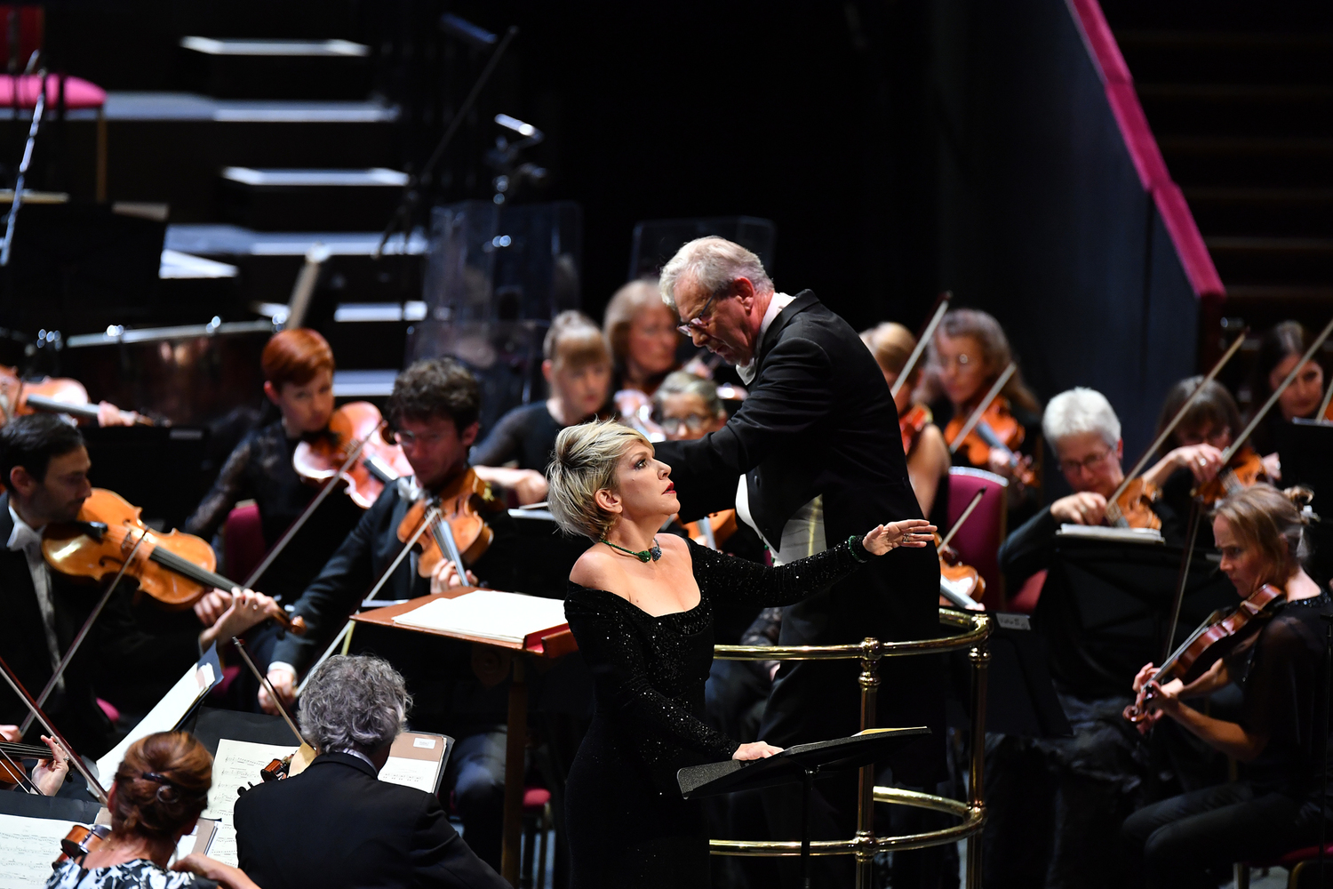 Review: PROM 71: ORCHESTRE REVOLUTIONNAIRE ET ROMANTIQUE PERFORM BERLIOZ WITH JOYCE DIDONATO at Royal Albert Hall 