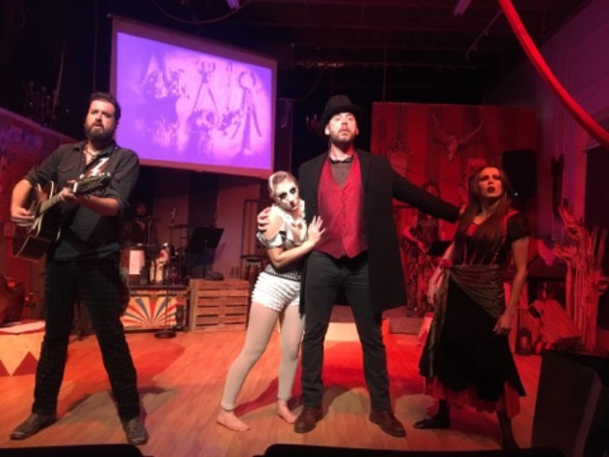 BWW Review: GALLOW WALKERS Is A Must-See Creative Tour-de-Force At Shakespeare In The Paseo 