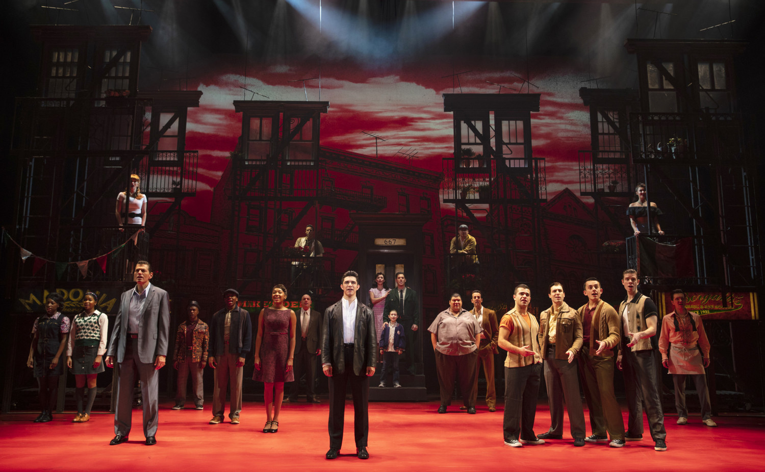 Review: A BRONX TALE at the National Theatre is Disappointingly Disjointed 