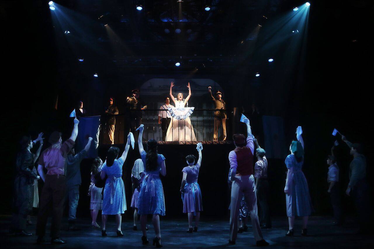 Review: EVITA at Casa Mañana Image