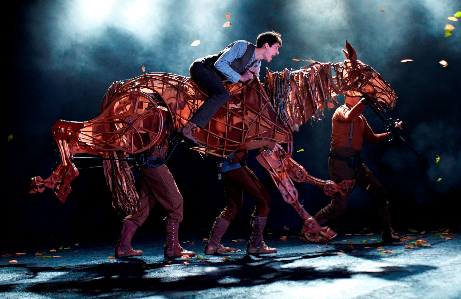 Review: WAR HORSE, SEC Armadillo Glasgow Image