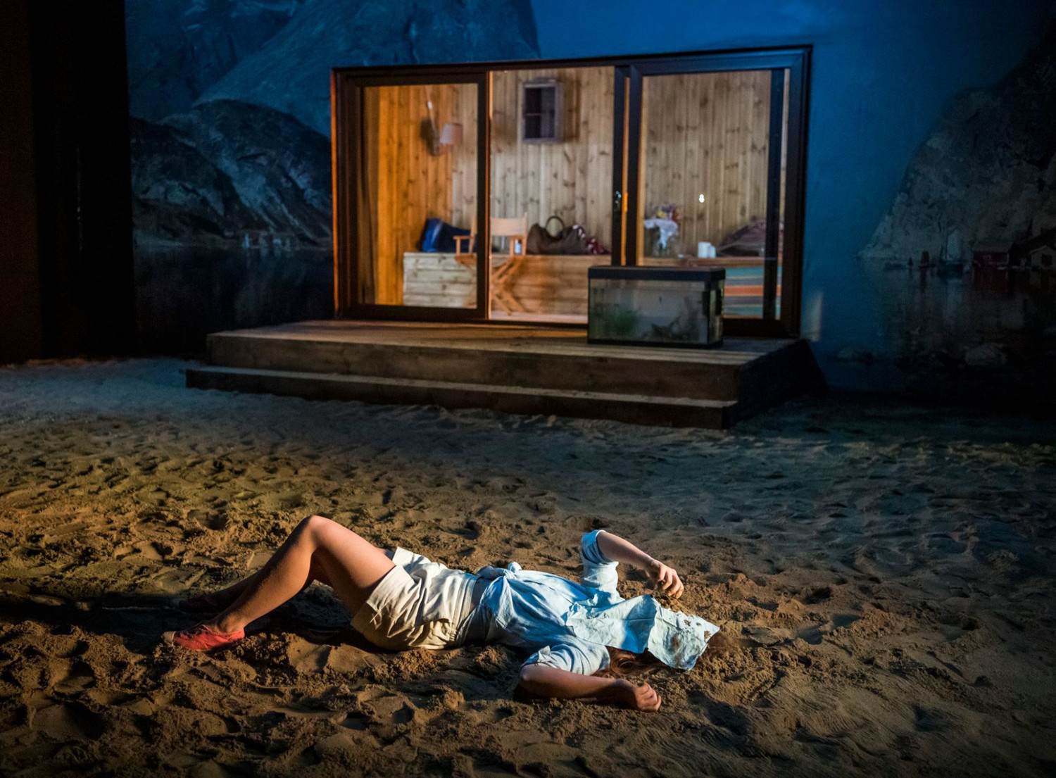 Review: THE LADY FROM THE SEA, The Print Room Image