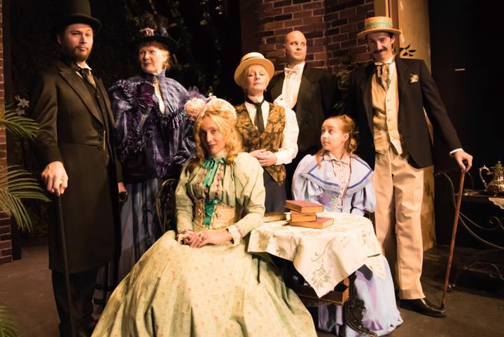 Review: THE IMPORTANCE OF BEING EARNEST at The Santa Fe Playhouse Image
