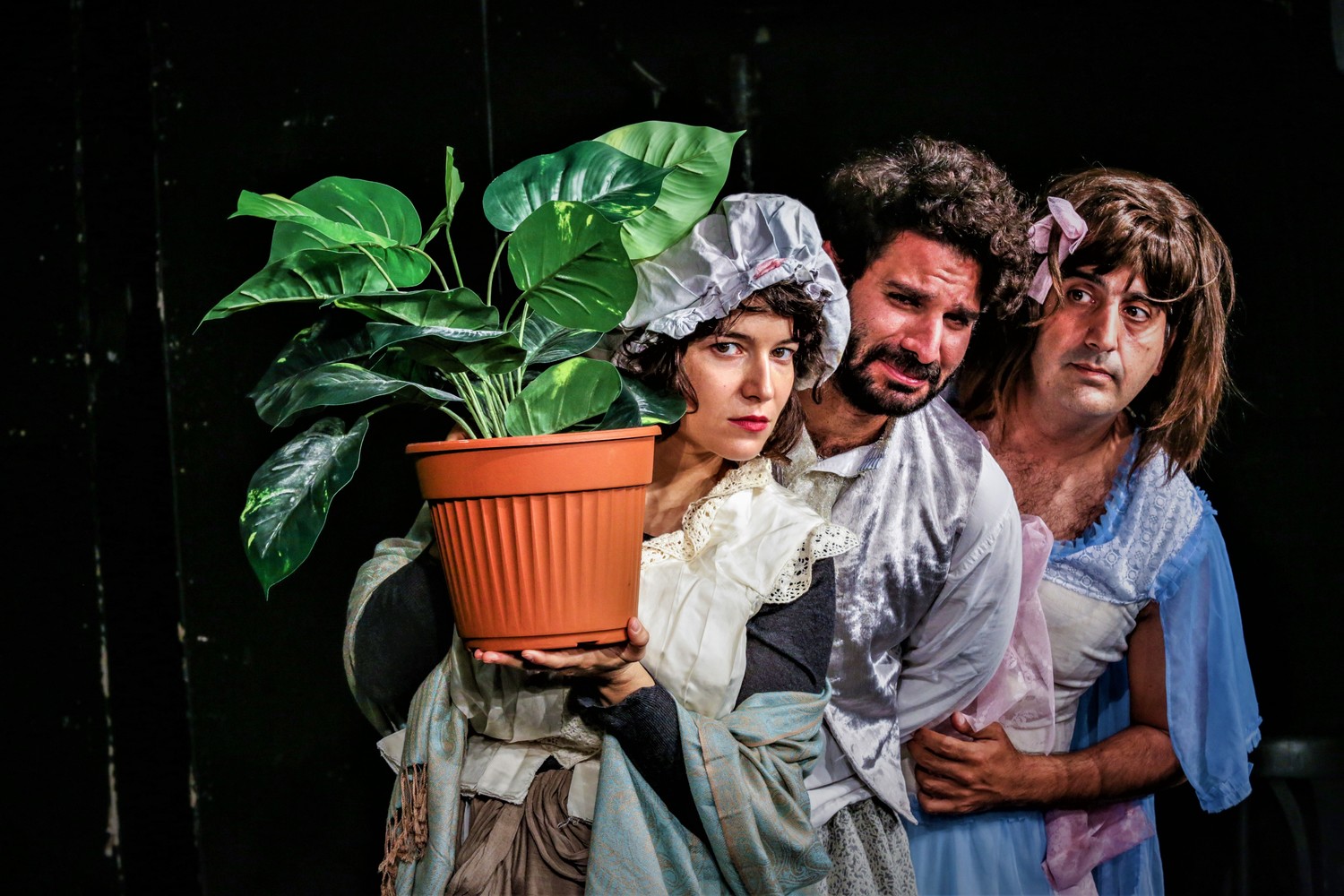 Review: L'AMOUR MEDECIN at Tzavta Theater Image