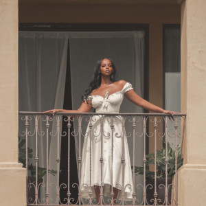 Amaal Releases Video For 'Coming & Going' Image