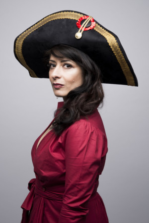 Shappi Khorsandi Announces New MISTRESS AND MISFIT Tour For Spring 2018 Image