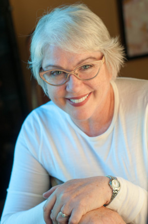 SNL Alum Julia Sweeney to Make Stand-Up Debut at The Second City Image