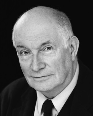 Simon Jones Joins The Cast Of FARINELLI AND THE KING On January 9 Image