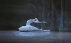 Los Angeles Ballet's Critically Acclaimed Production Of SWAN LAKE Begins 3/3 