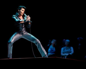 Steve Michaels Arrives to the UK Ahead of Run as Elvis in THIS IS ELVIS   BURBANK AND VEGAS Image