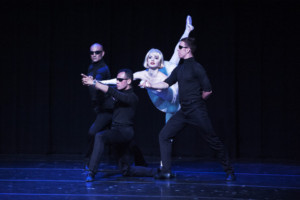 Old School Square's Crest Theatre To Present COCKTAIL HOUR: THE SHOW Image