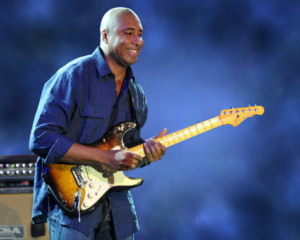Bernie Williams Makes Cafe  Carlyle Debut, 3/6-10 Image