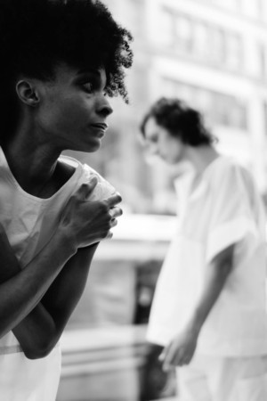Baruch Performing Arts Center Presents Heidi Latsky Dance In The New York City Premiere Of D.I.S.P.L.A.Y.E.D. - Image