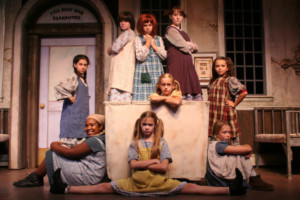 Broadway Palm Announces Children's Auditions For ANNIE Image