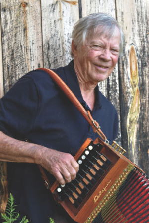Pontine Presents CONTRA DANCING IN NH With Dudley Laufman 