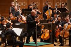 Jaap Van Zweden Leads The HK Phil To Celebrate Father's Day  Image