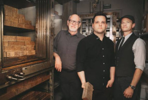 IN & OF ITSELF Enters Final Weeks Celebrating 500 Performances At Daryl Roth Theatre Image