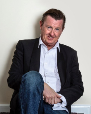 Kevin Kennedy, Zoe Birkett, and More Set For the UK and Ireland Tour of ROCK OF AGES Image