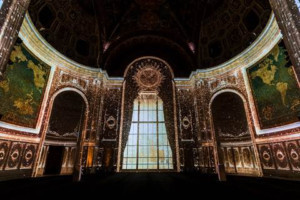 Cipriani And Moment Factory Unveil Immersive Multimedia Experience At NYC Landmark Image