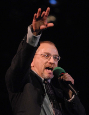 Roger Ricker to Perform Benefit Concert ROCKET MAN Image