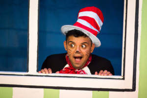 Dr. Seuss's ZANY CAT Speaks English And Spanish In Bilingual Stage Premiere 